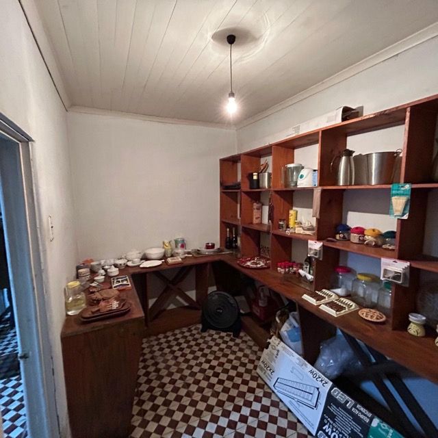 https://xprop-spaces.nyc3.digitaloceanspaces.com/property/7806/06/gallery/IMG-20250514-WA0019%20de%20taman%CC%83o%20mediano_6a2647b4131cf.jpeg