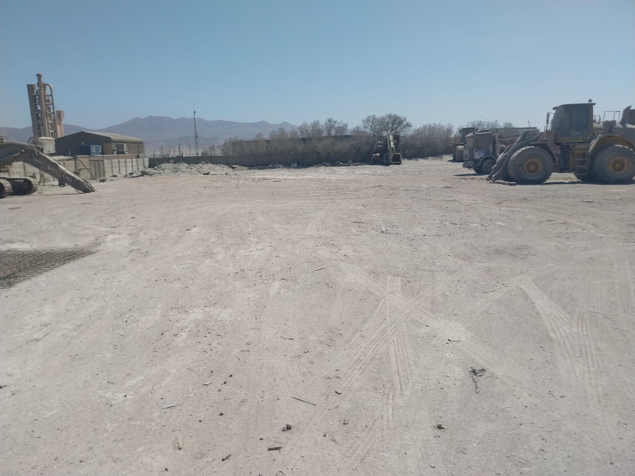 https://xprop-spaces.nyc3.digitaloceanspaces.com/property/8106/07/gallery/IMG-20240319-WA0028_6a499f6b4f4aa.jpg