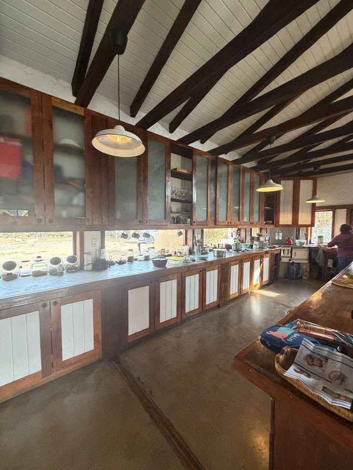 https://xprop-spaces.nyc3.digitaloceanspaces.com/property/8129/07/gallery/719203030_10241136485646379_5931957135275991696_n_6a4c049381bce.jpg