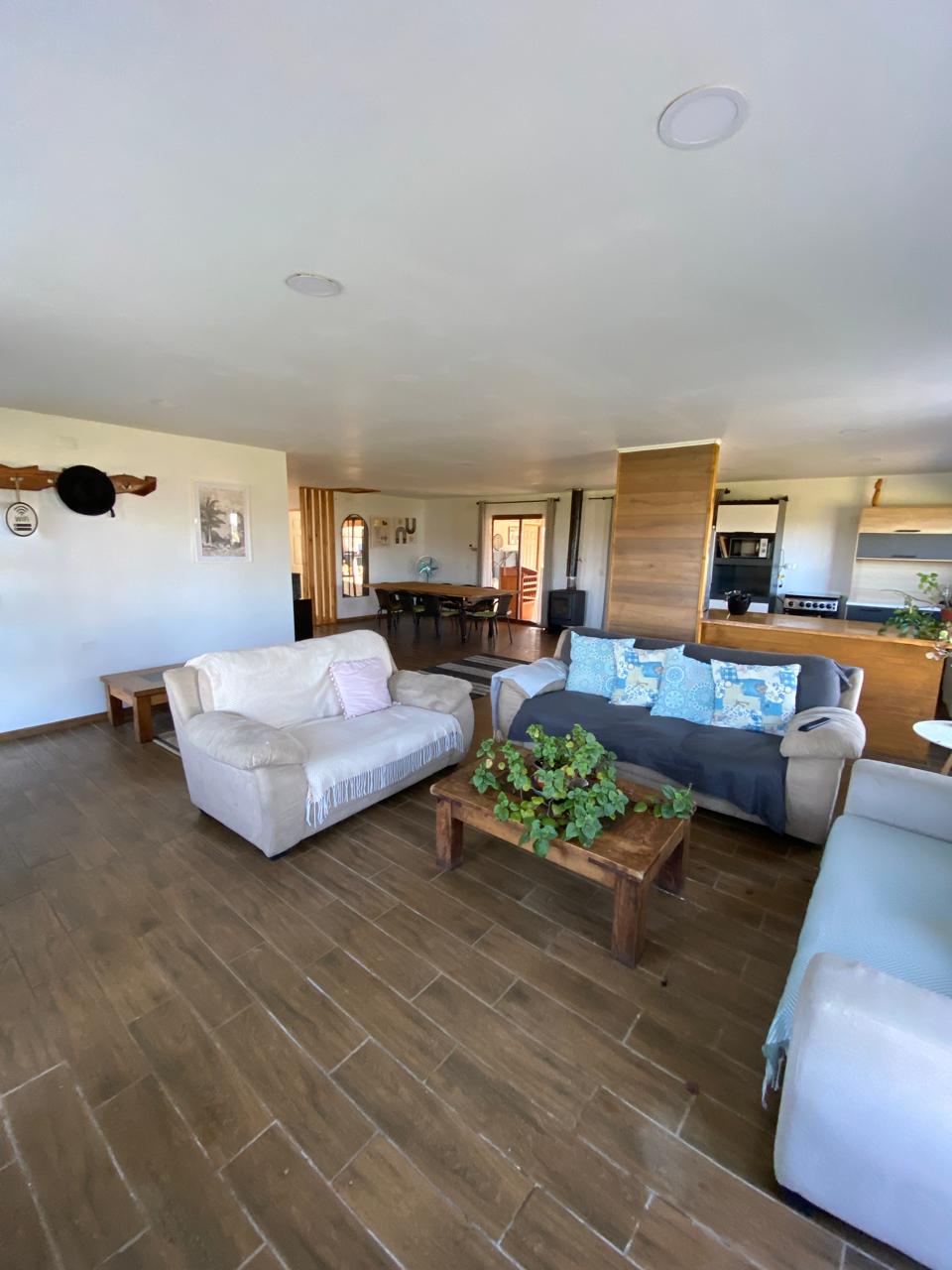 https://xprop-spaces.nyc3.digitaloceanspaces.com/property/8150/07/gallery/IMG-20260706-WA0004_6a4c3eaf63e8a.jpg